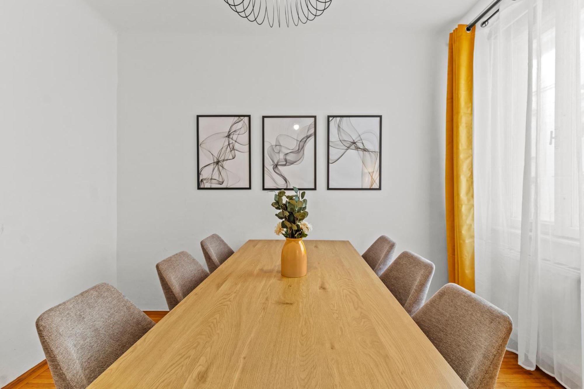4-br-apartment For Up To 12 People * Wien