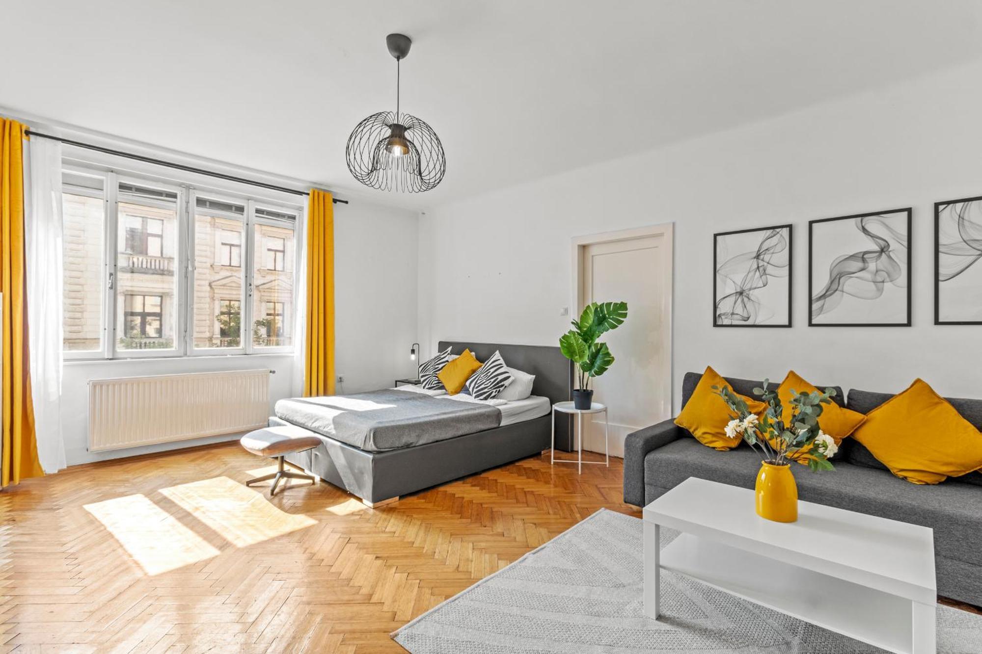 4-br-apartment For Up To 12 People Wien