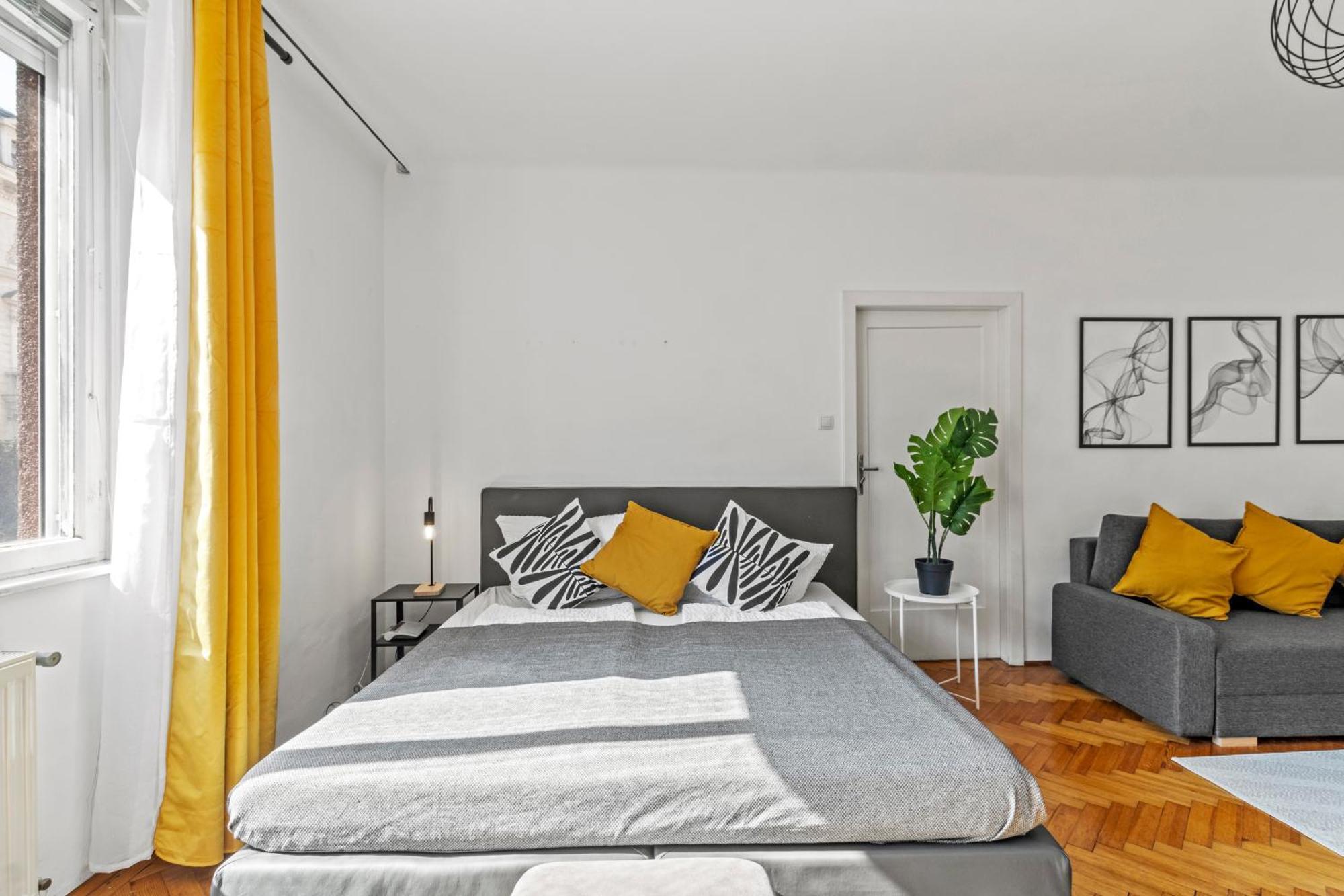4-br-apartment For Up To 12 People * Wien